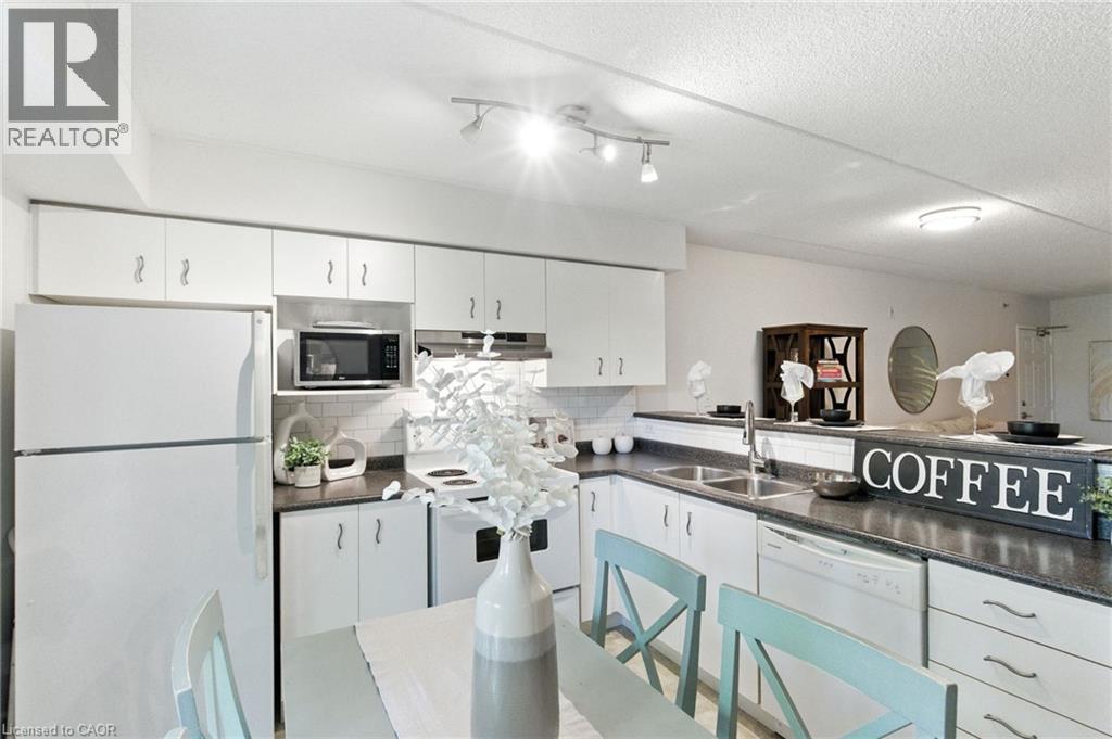 1490 Bishops Gate Unit# 305, Oakville, Ontario  L6M 4N3 - Photo 15 - 40792956