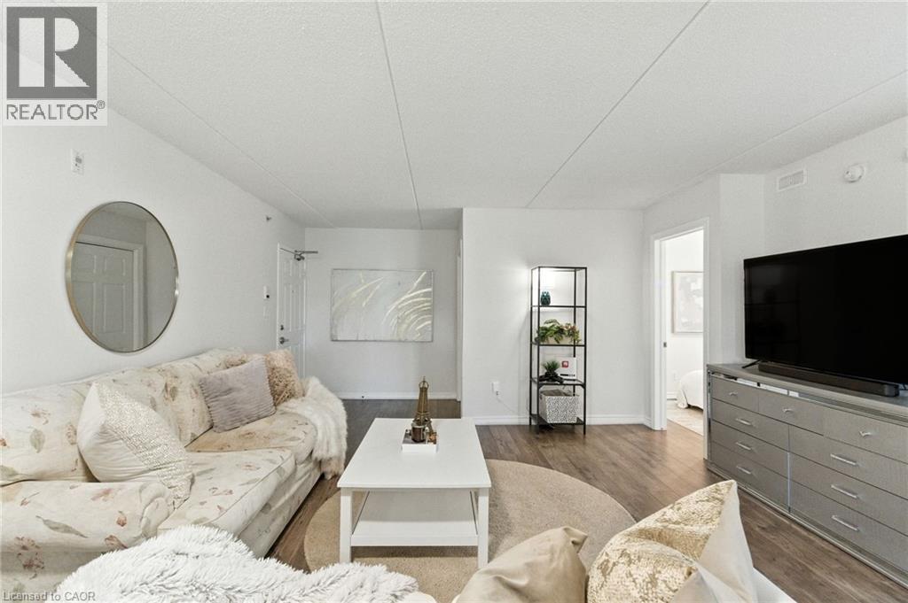 1490 Bishops Gate Unit# 305, Oakville, Ontario  L6M 4N3 - Photo 8 - 40792956