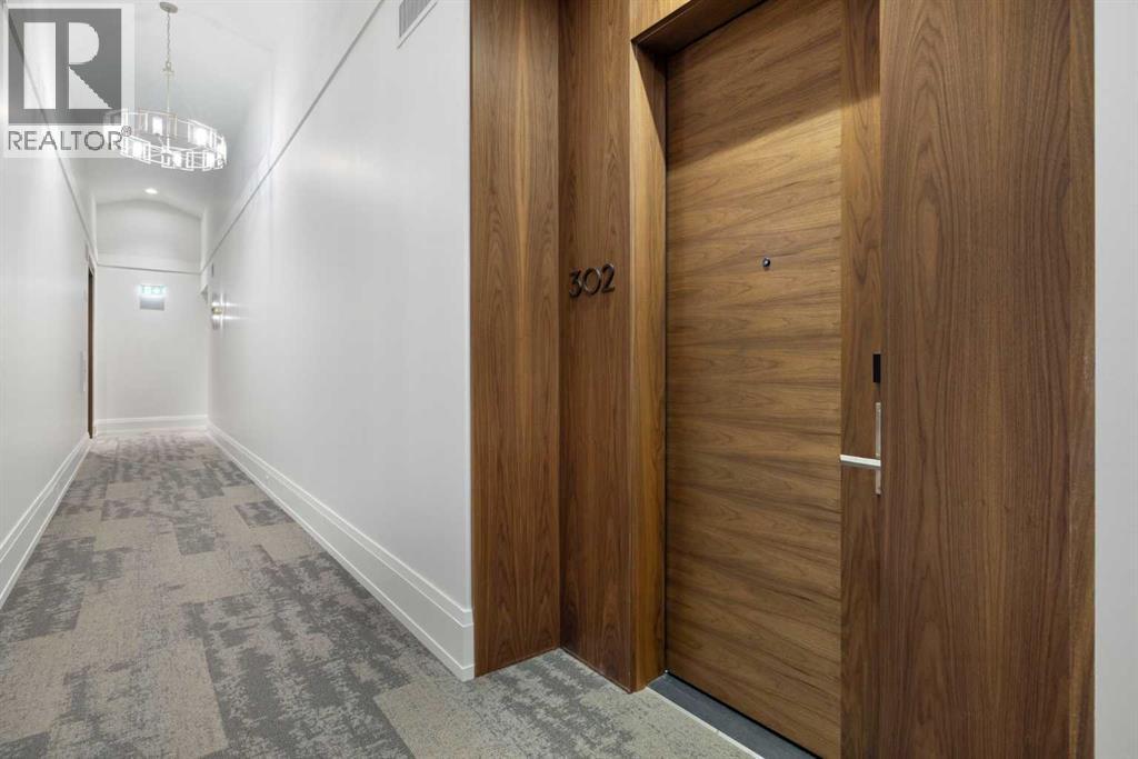 302, 3030 17 Street Sw, Calgary, Alberta T2T 6X3 - Photo 3 - A2256235