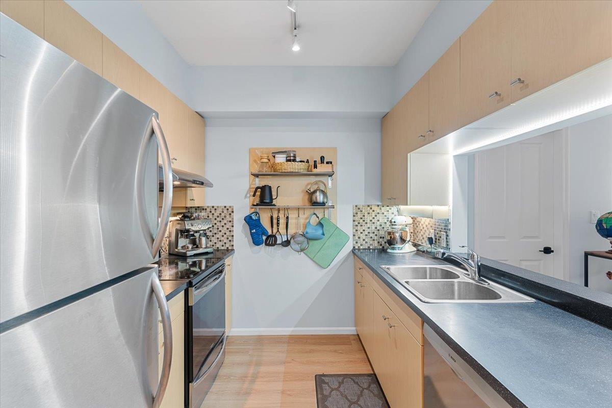 102 20228 54th Avenue, Langley, British Columbia  V3A 3W3 - Photo 13 - R3072742