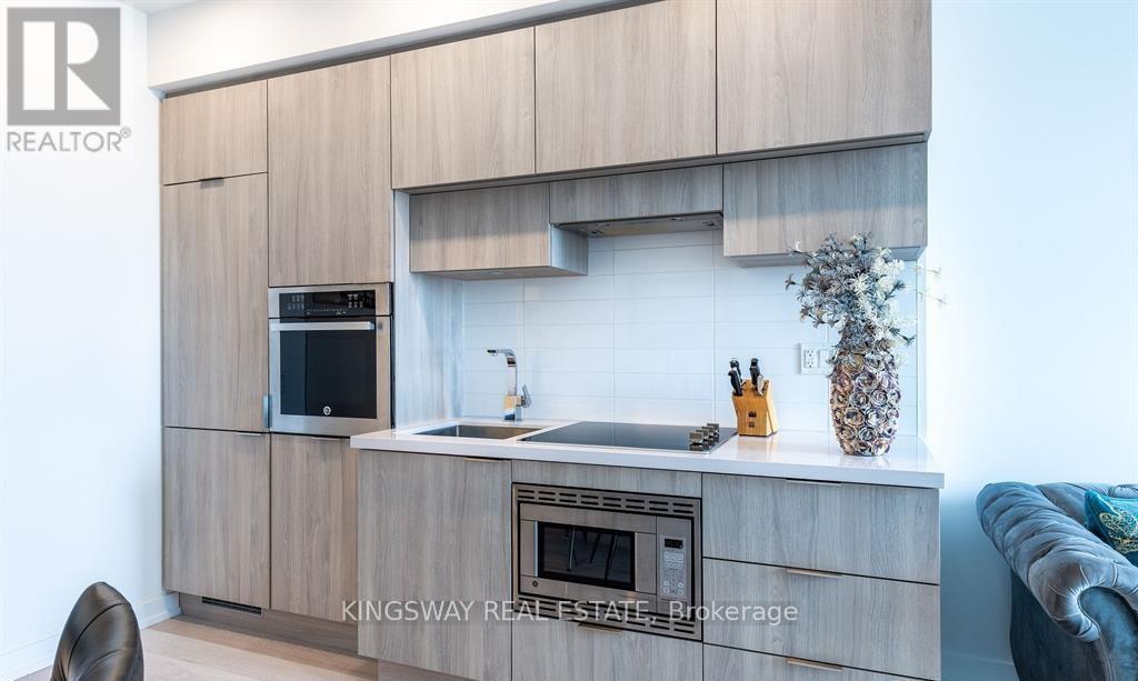 3901 - 39 Roehampton Avenue, Toronto, Ontario  M4P 1P9 - Photo 7 - C12610578