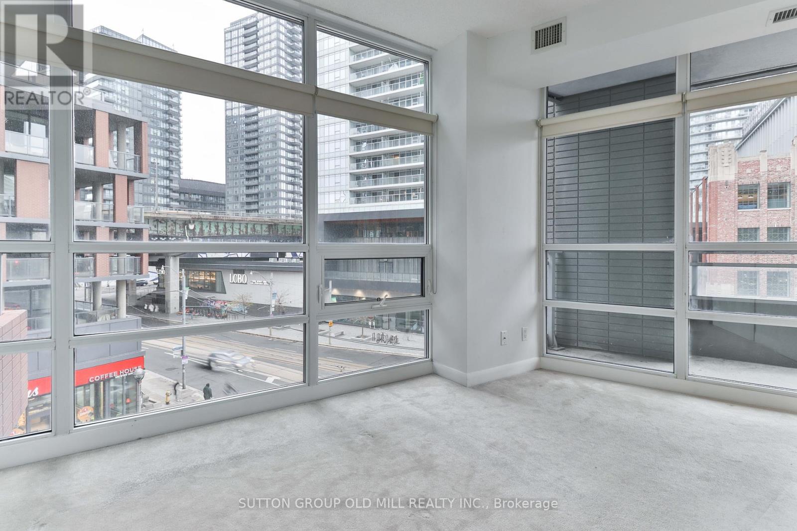 405 - 15 Bruyeres Mews, Toronto (Waterfront Communities), Ontario  M5V 0A7 - Photo 10 - C12610596