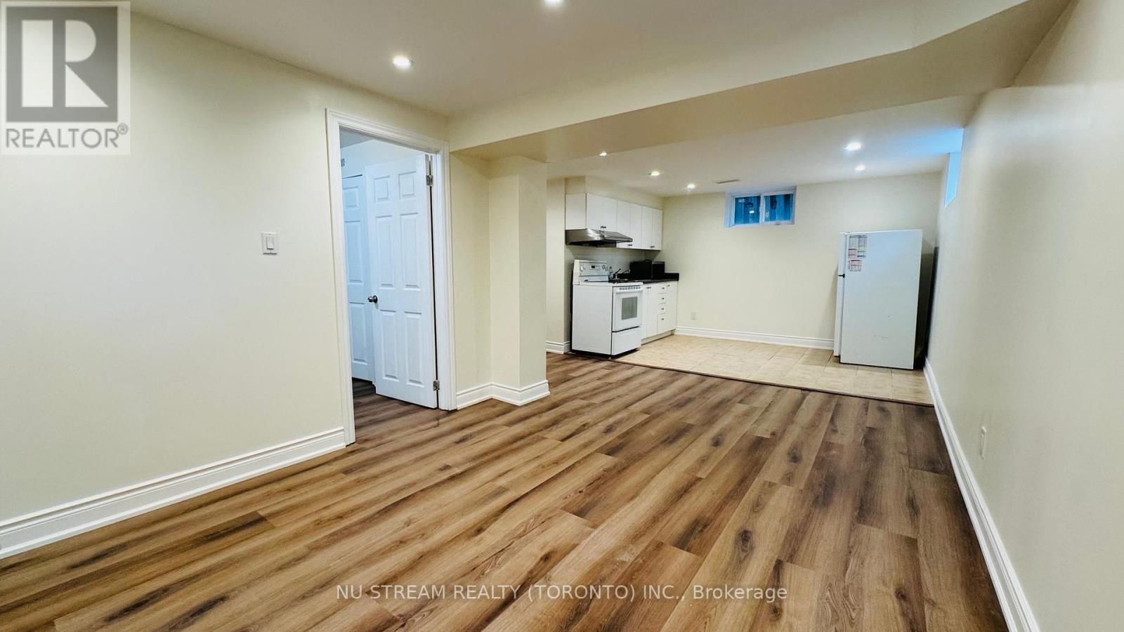 435 Cummer Avenue, Toronto, Ontario  M2M 2G3 - Photo 14 - C12610598