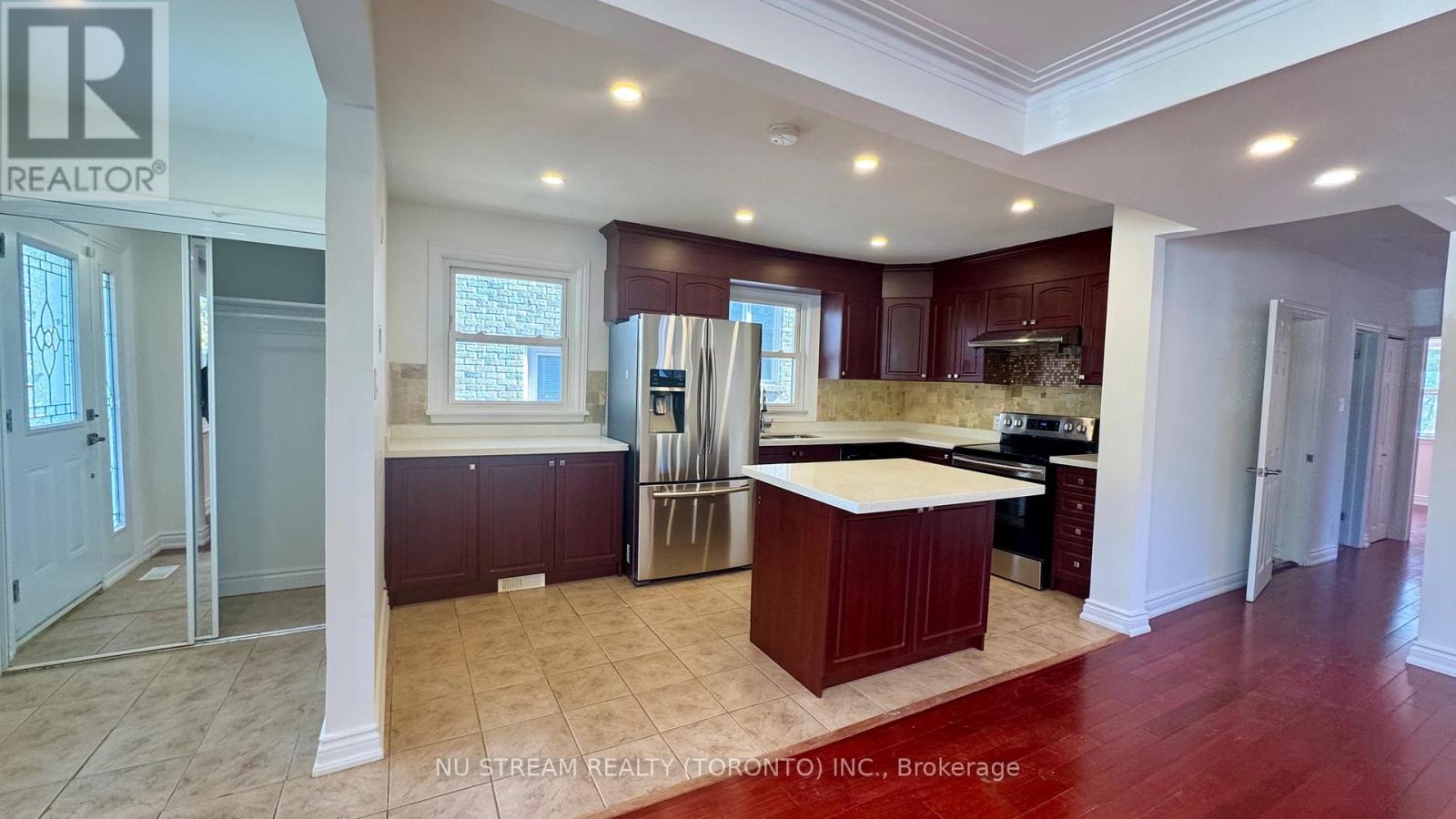 435 Cummer Avenue, Toronto, Ontario  M2M 2G3 - Photo 3 - C12610598