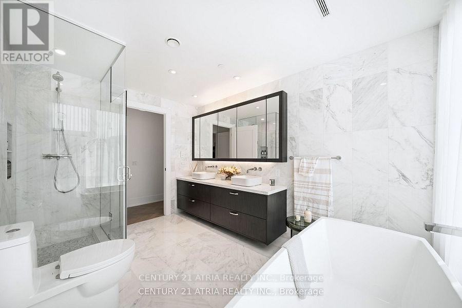 810 - 455 Wellington Street W, Toronto, Ontario  M5J 2R2 - Photo 41 - C12610636