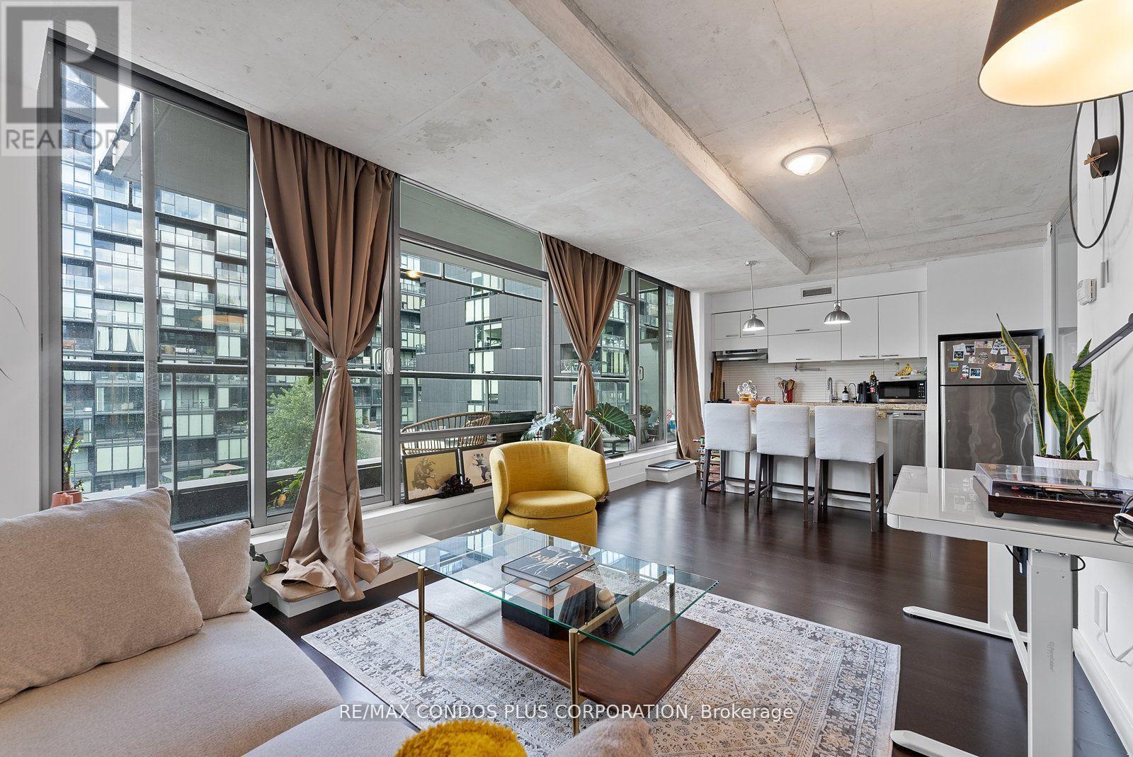 710 - 55 Stewart Street, Toronto, Ontario  M5V 2V1 - Photo 4 - C12610646