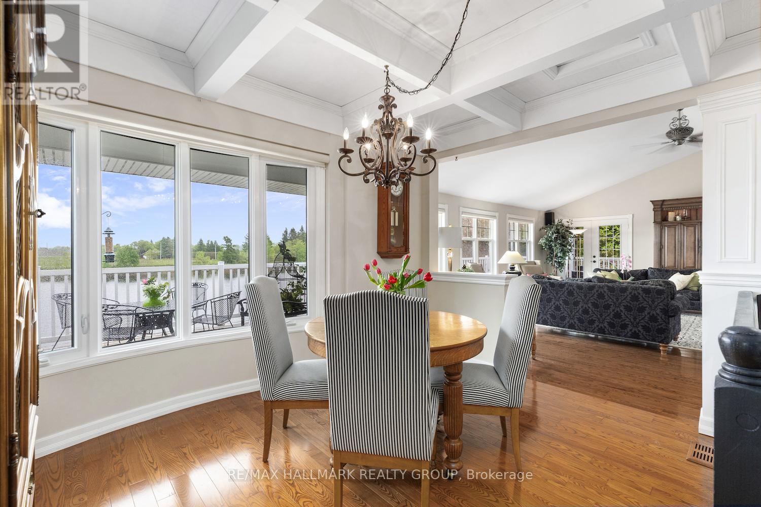 1 Rideau Glen Drive, Ottawa, Ontario  K2C 3H1 - Photo 12 - X12516460