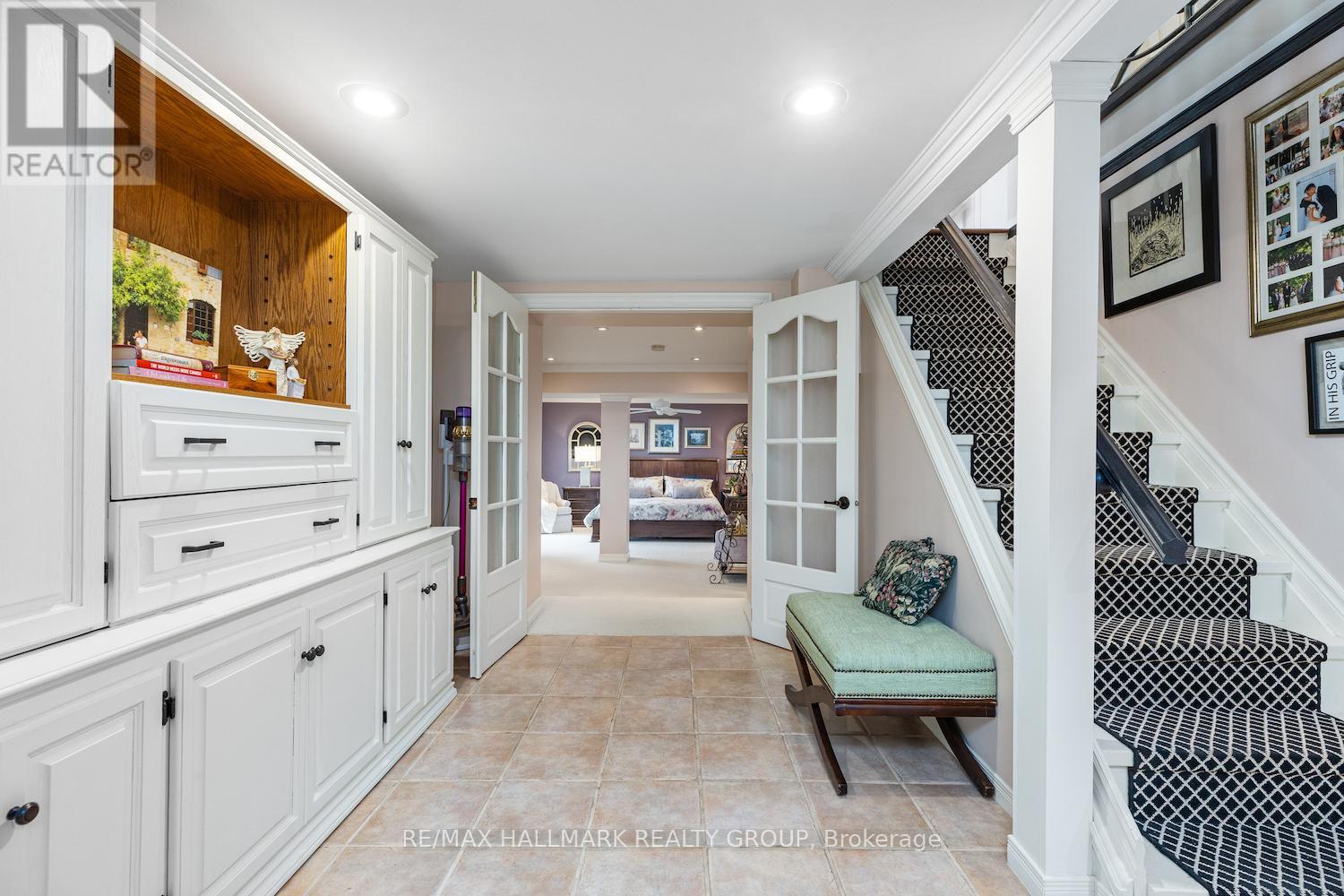 1 Rideau Glen Drive, Ottawa, Ontario  K2C 3H1 - Photo 27 - X12516460