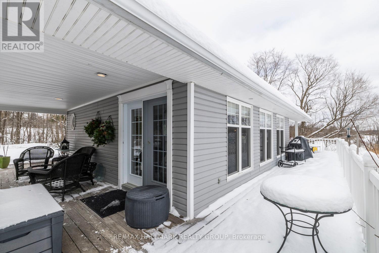 1 Rideau Glen Drive, Ottawa, Ontario  K2C 3H1 - Photo 37 - X12516460