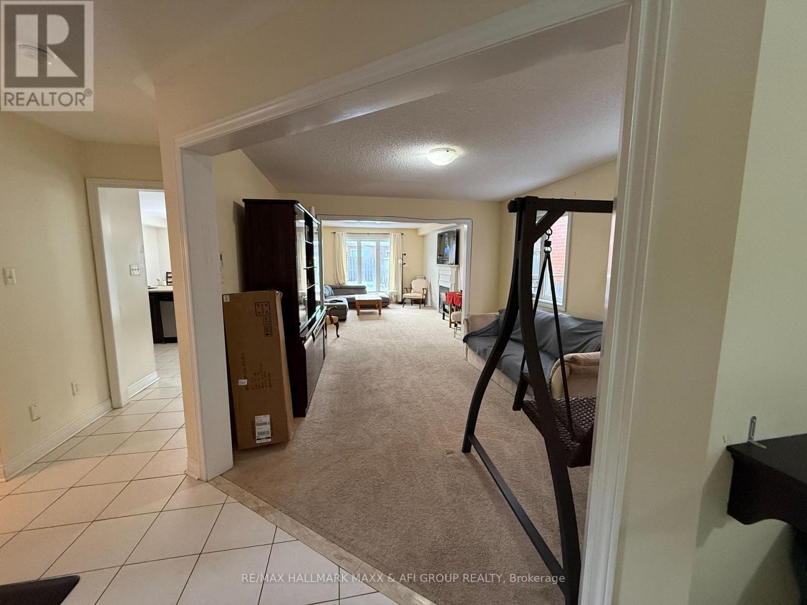 40 Chatterson Street, Whitby, Ontario  L1R 0B1 - Photo 7 - E12610588