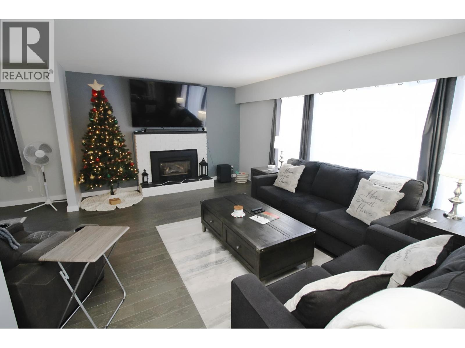 3313 Parish Road, Houston, British Columbia  V0J 1Z0 - Photo 2 - R3072223