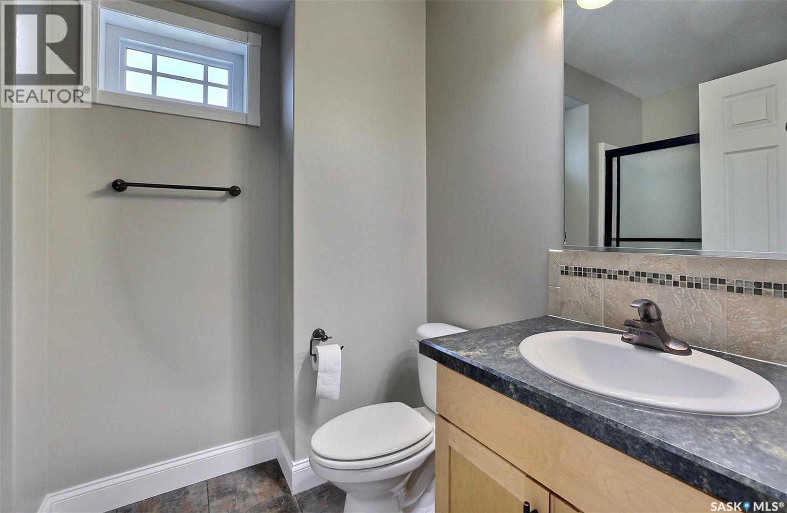 12 Mckenzie Lane, White City, Saskatchewan  S4L 0B2 - Photo 25 - SK025355