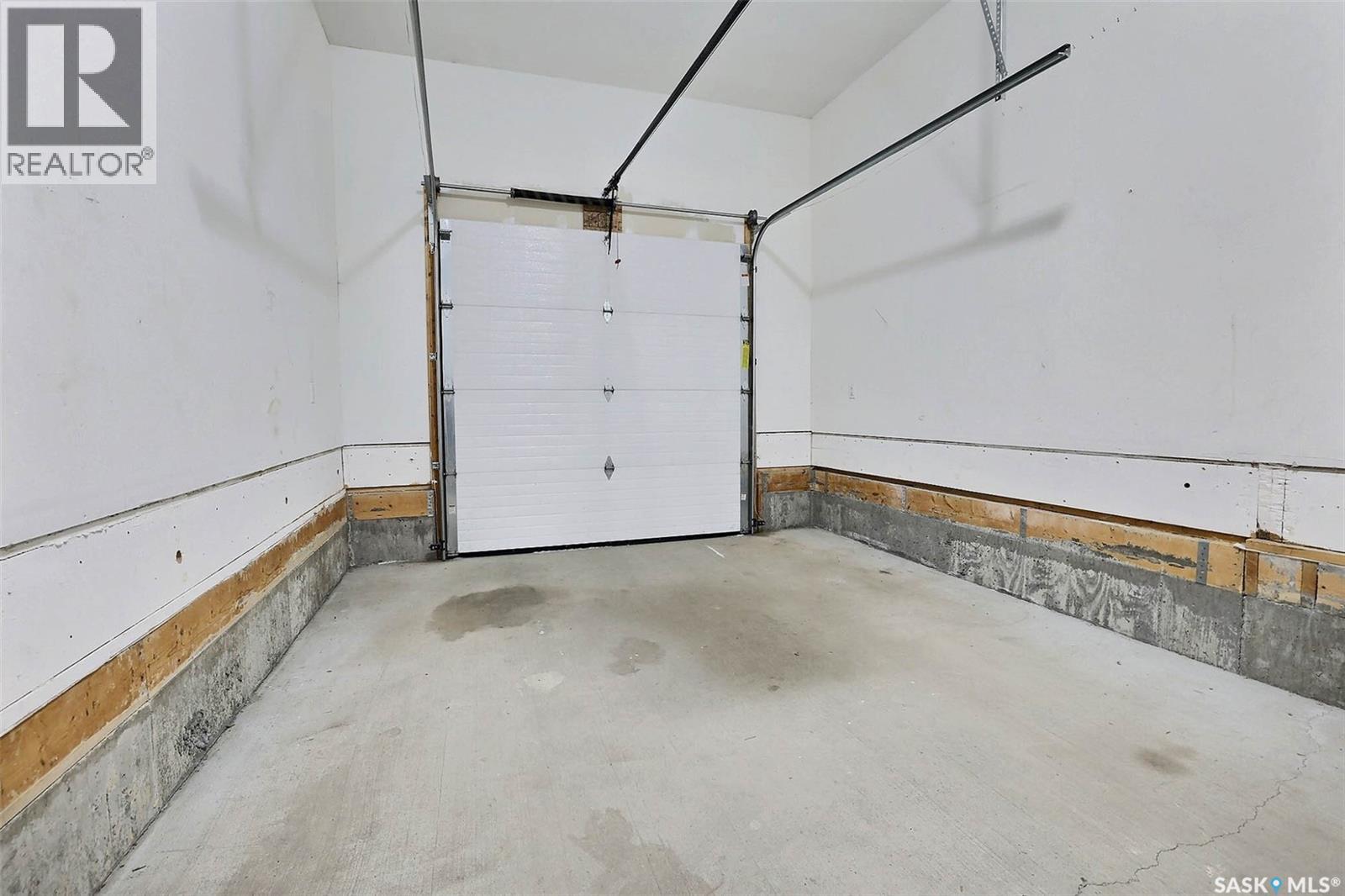 12 Mckenzie Lane, White City, Saskatchewan  S4L 0B2 - Photo 31 - SK025355