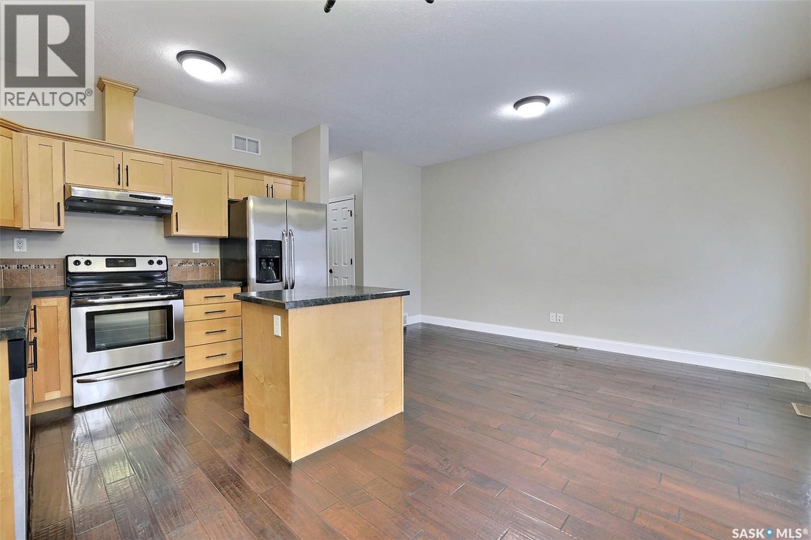 12 Mckenzie Lane, White City, Saskatchewan  S4L 0B2 - Photo 5 - SK025355