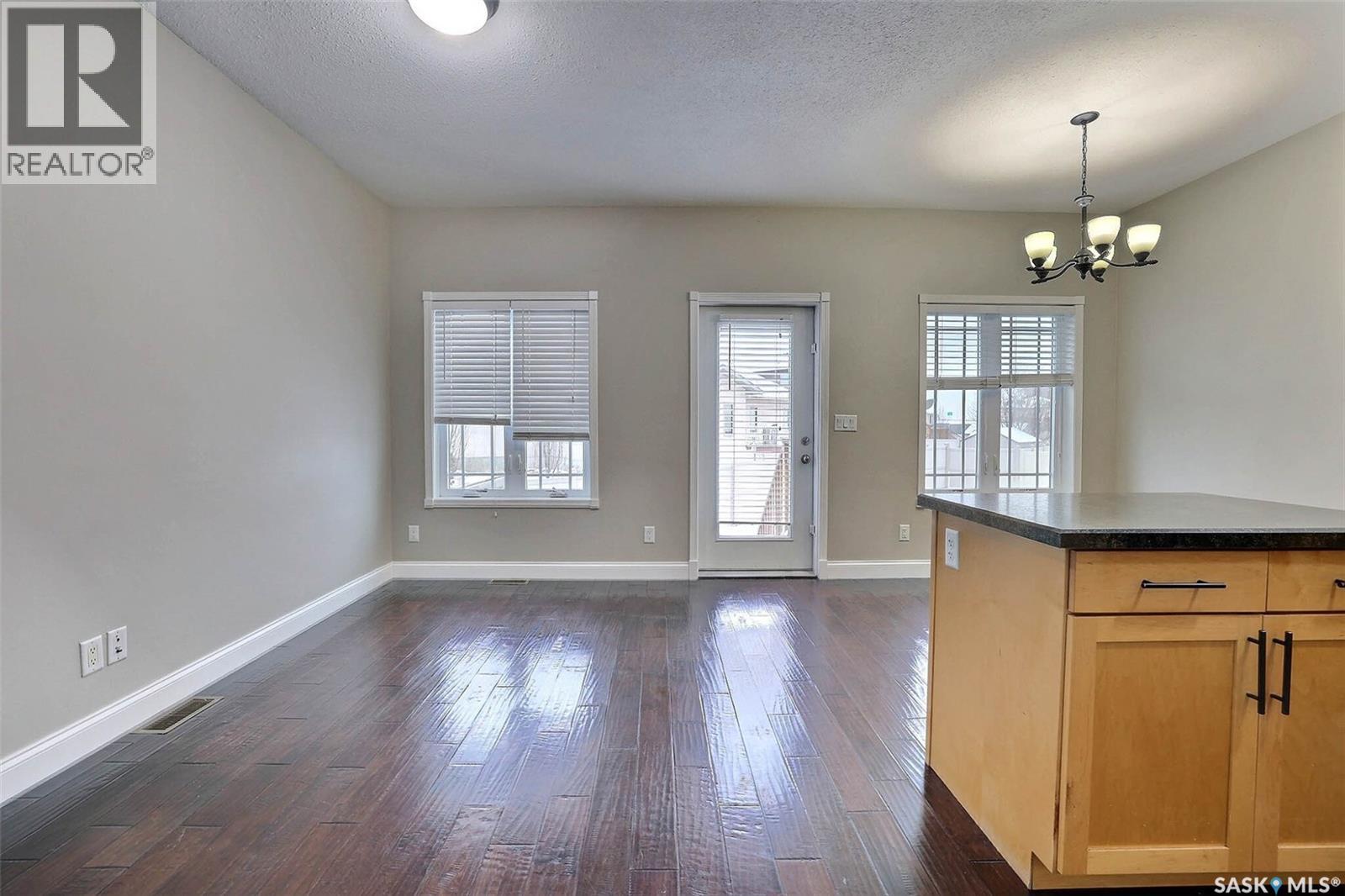 12 Mckenzie Lane, White City, Saskatchewan  S4L 0B2 - Photo 6 - SK025355