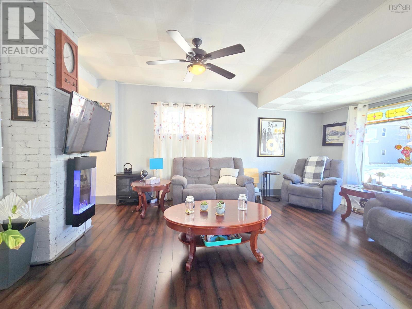 13 Belmont Street, Amherst, Nova Scotia  B4H 2E3 - Photo 20 - 202529174