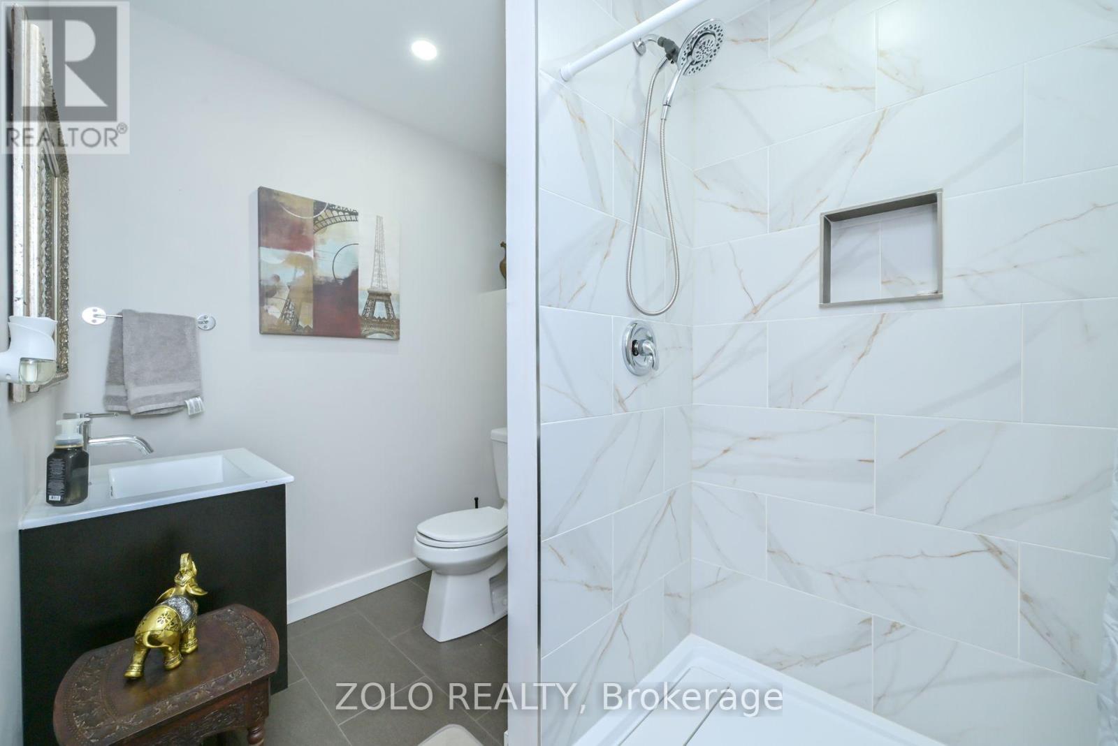 43 Simona Avenue, Wasaga Beach, Ontario  L9Z 0L3 - Photo 23 - S12568280