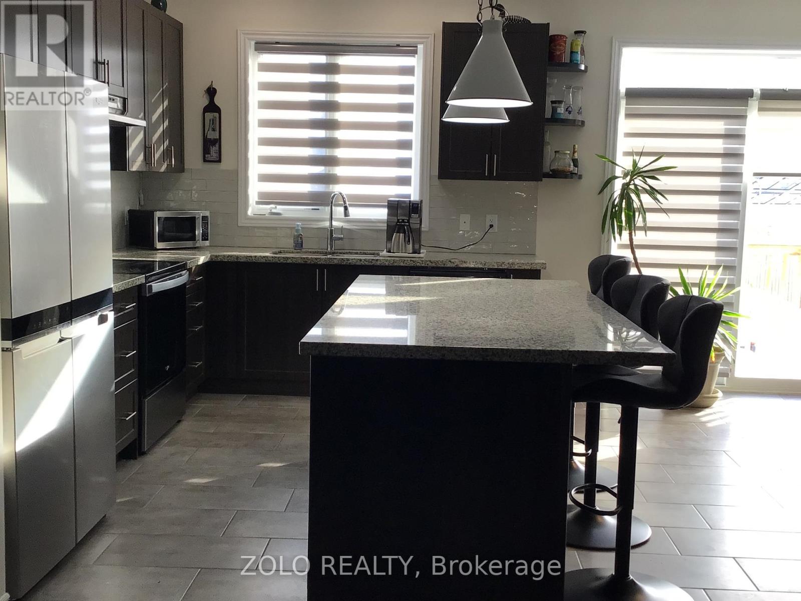 43 Simona Avenue, Wasaga Beach, Ontario  L9Z 0L3 - Photo 11 - S12568280