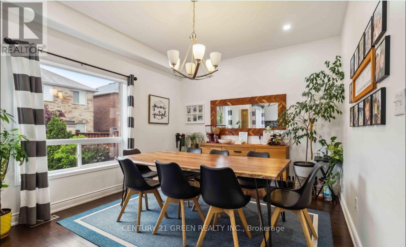 98 Personna Circle, Brampton, Ontario  L6X 0S9 - Photo 14 - W12579154