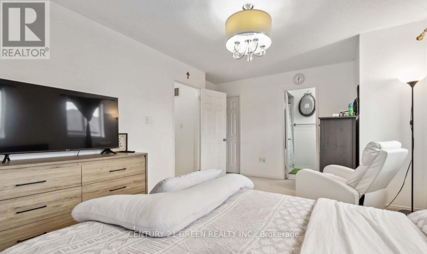 98 Personna Circle, Brampton, Ontario  L6X 0S9 - Photo 23 - W12579154