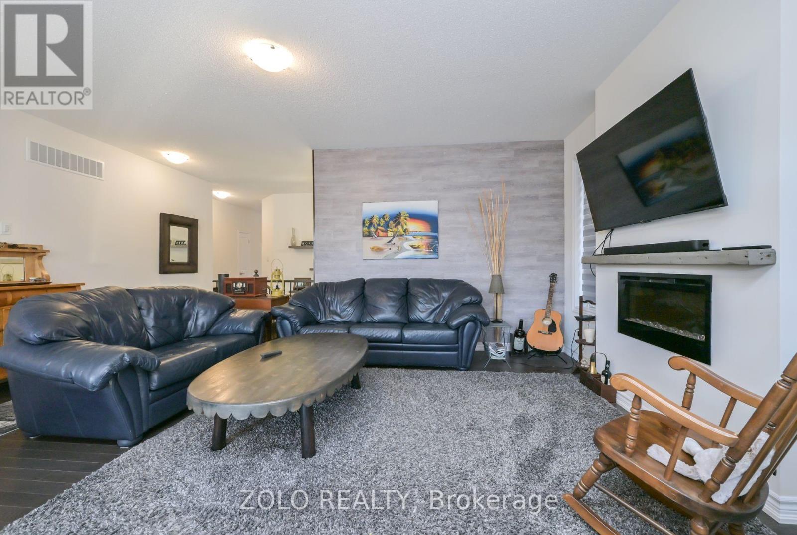 43 Simona Avenue, Wasaga Beach, Ontario  L9Z 0L3 - Photo 6 - S12568280