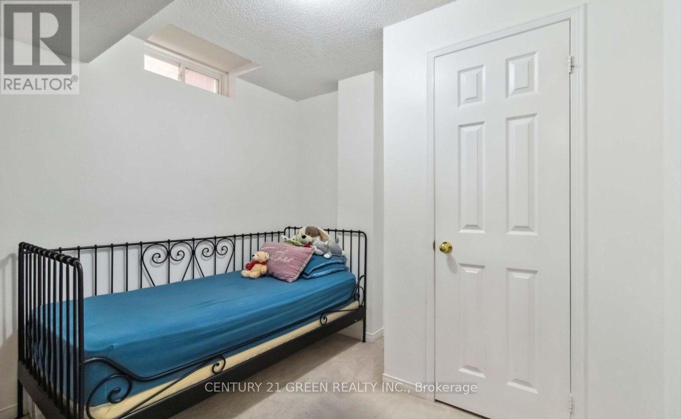 98 Personna Circle, Brampton, Ontario  L6X 0S9 - Photo 38 - W12579154