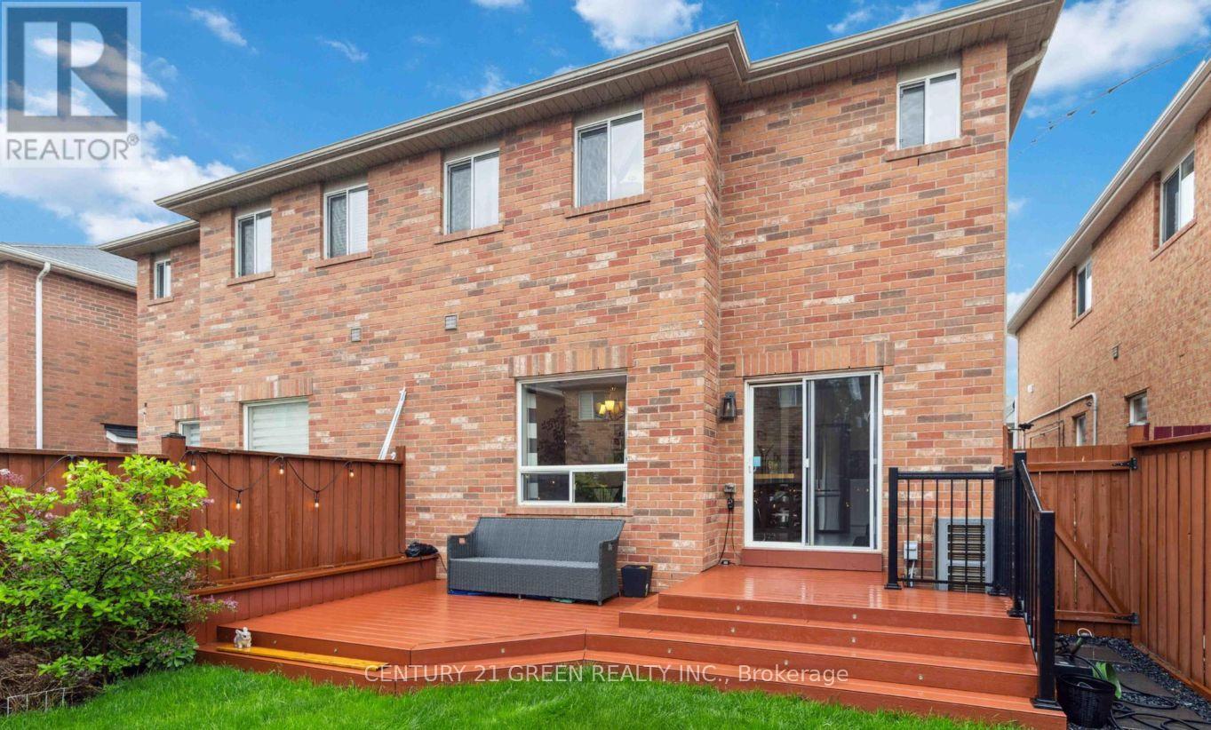 98 Personna Circle, Brampton, Ontario  L6X 0S9 - Photo 46 - W12579154