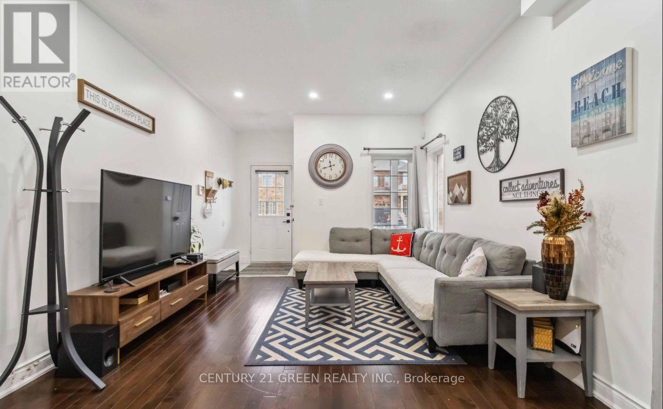 98 Personna Circle, Brampton, Ontario  L6X 0S9 - Photo 9 - W12579154