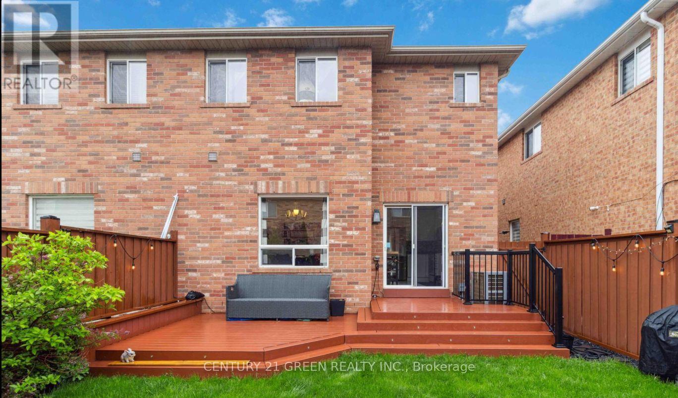 98 Personna Circle, Brampton, Ontario  L6X 0S9 - Photo 47 - W12579154