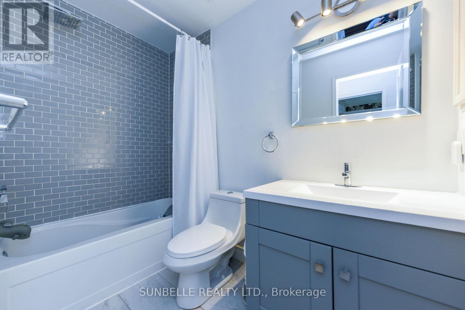 3826 Allcroft Road, Mississauga, Ontario  L5N 6V6 - Photo 29 - W12609220