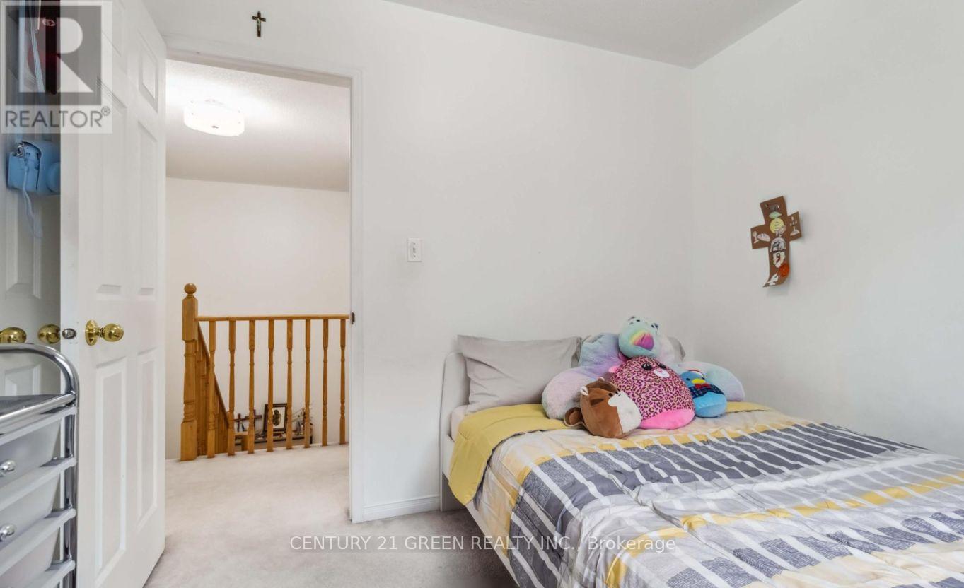 98 Personna Circle, Brampton, Ontario  L6X 0S9 - Photo 26 - W12579154