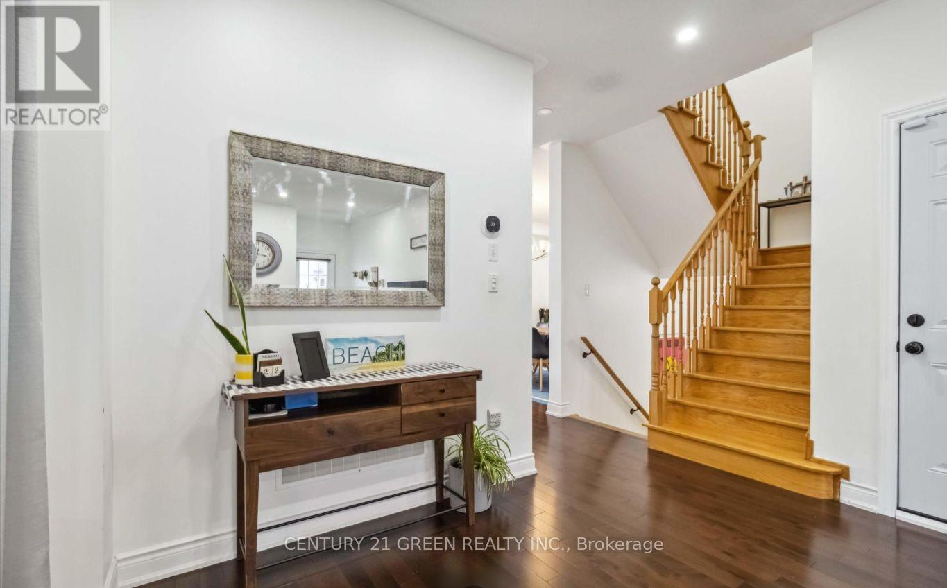 98 Personna Circle, Brampton, Ontario  L6X 0S9 - Photo 12 - W12579154