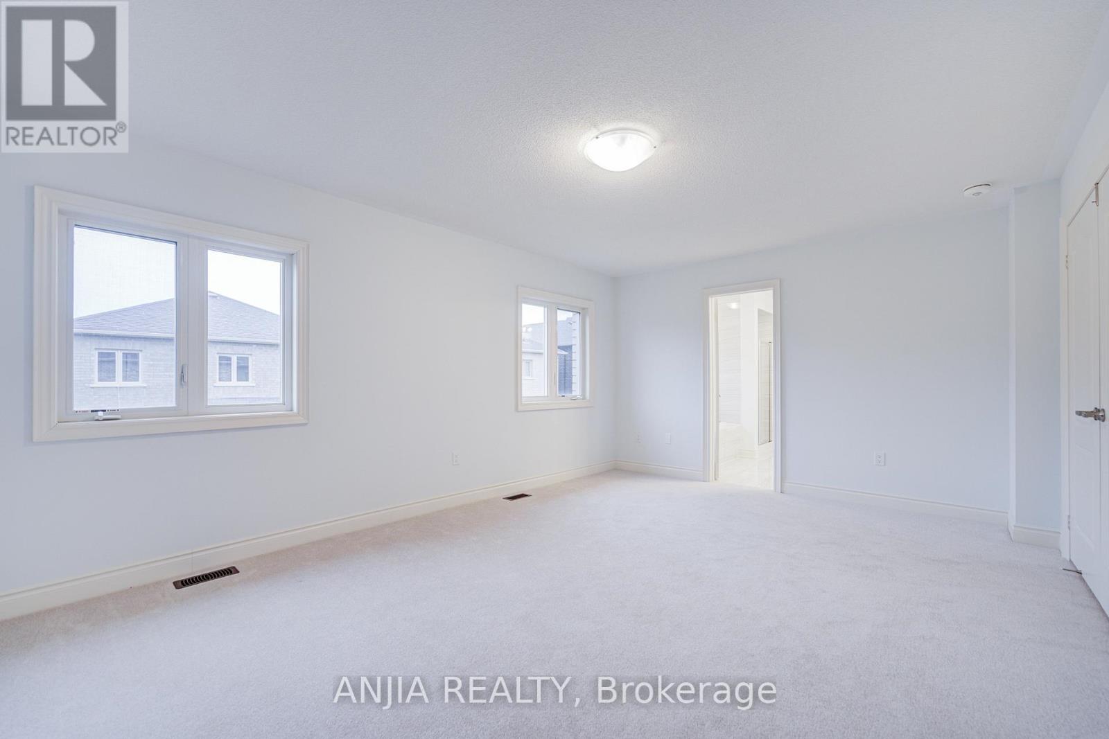 43 Sambro Lane, Whitchurch-Stouffville, Ontario  L4A 0S1 - Photo 33 - N12610608