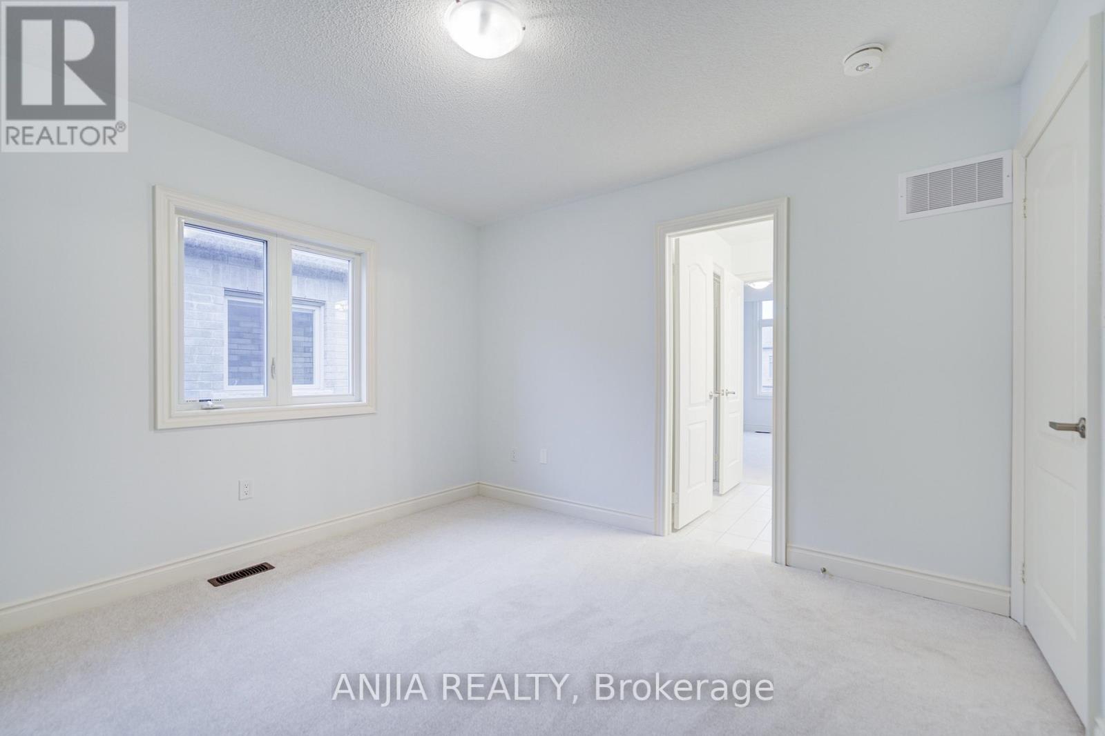 43 Sambro Lane, Whitchurch-Stouffville, Ontario  L4A 0S1 - Photo 41 - N12610608