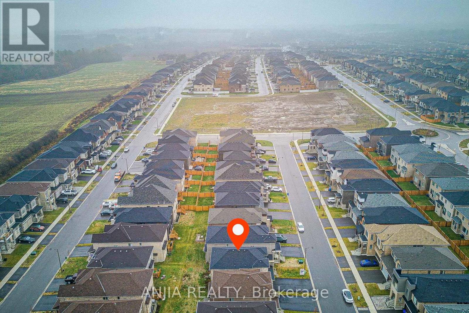 43 Sambro Lane, Whitchurch-Stouffville, Ontario  L4A 0S1 - Photo 7 - N12610608