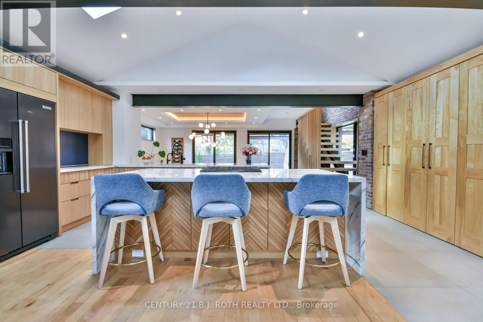 20 Weldon Street, Barrie, Ontario  L4M 4J4 - Photo 11 - S12610630