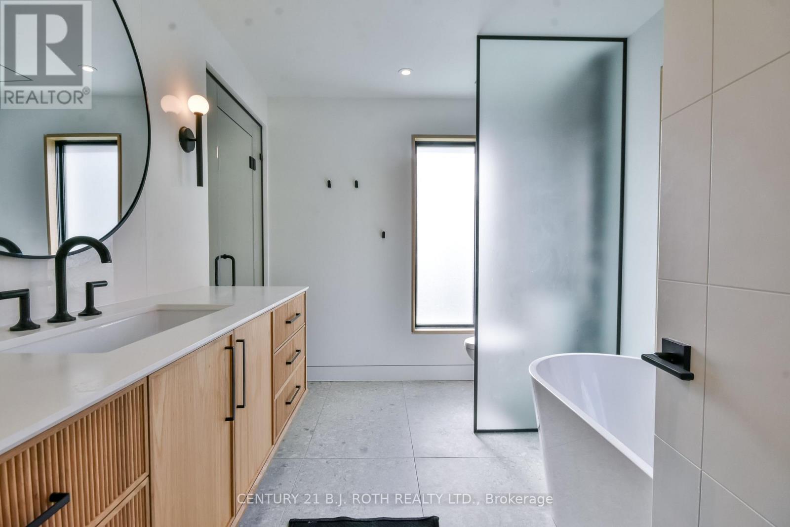 20 Weldon Street, Barrie, Ontario  L4M 4J4 - Photo 21 - S12610630