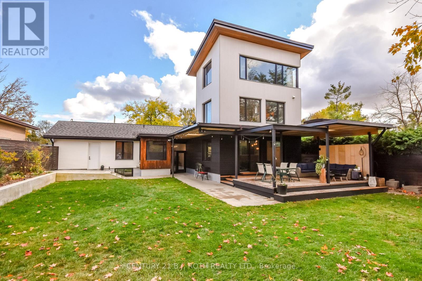 20 Weldon Street, Barrie, Ontario  L4M 4J4 - Photo 43 - S12610630