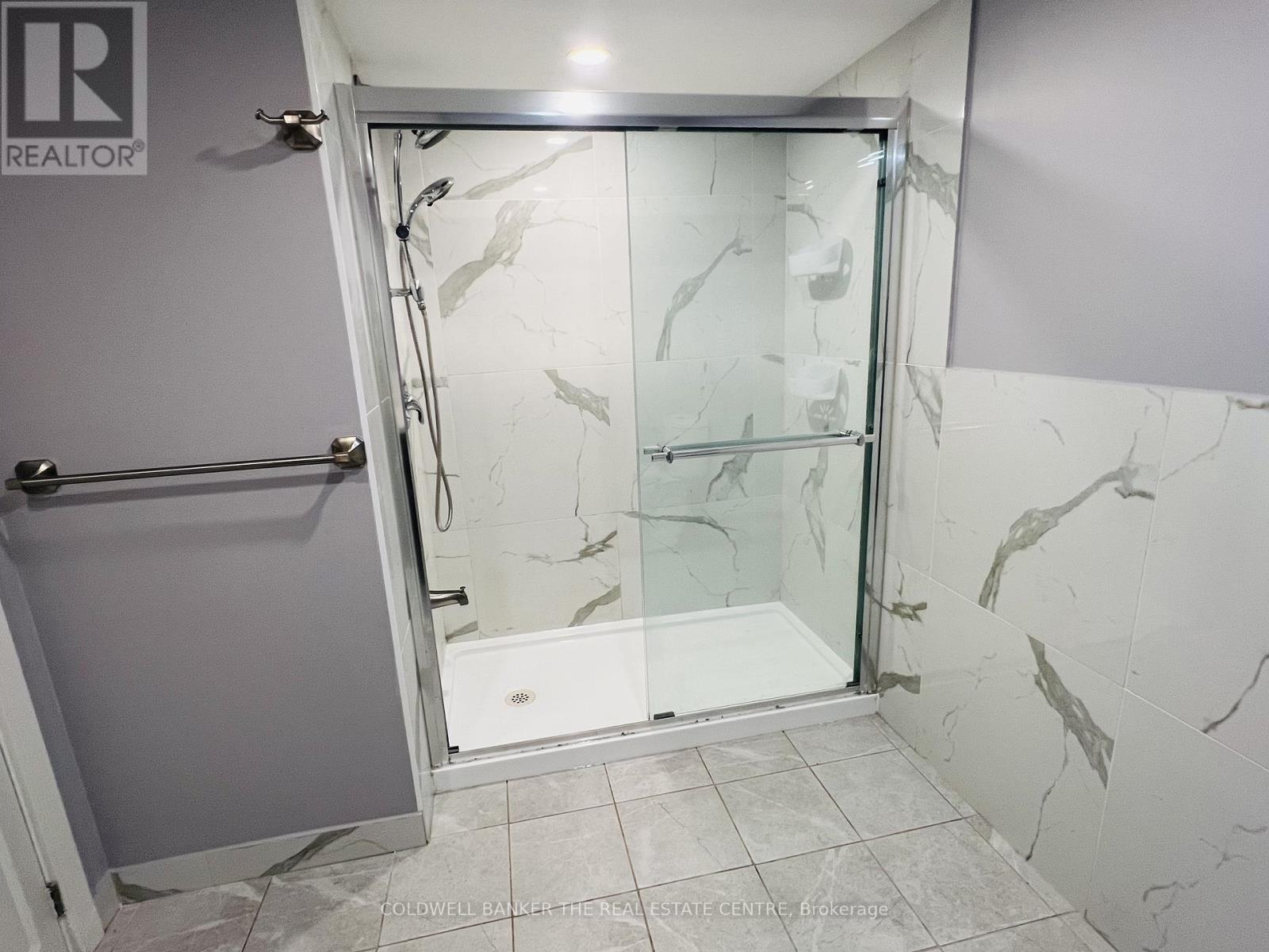 Bsmt - 208 Wellington Street E, Barrie (Wellington), Ontario  L4M 2E1 - Photo 13 - S12610650