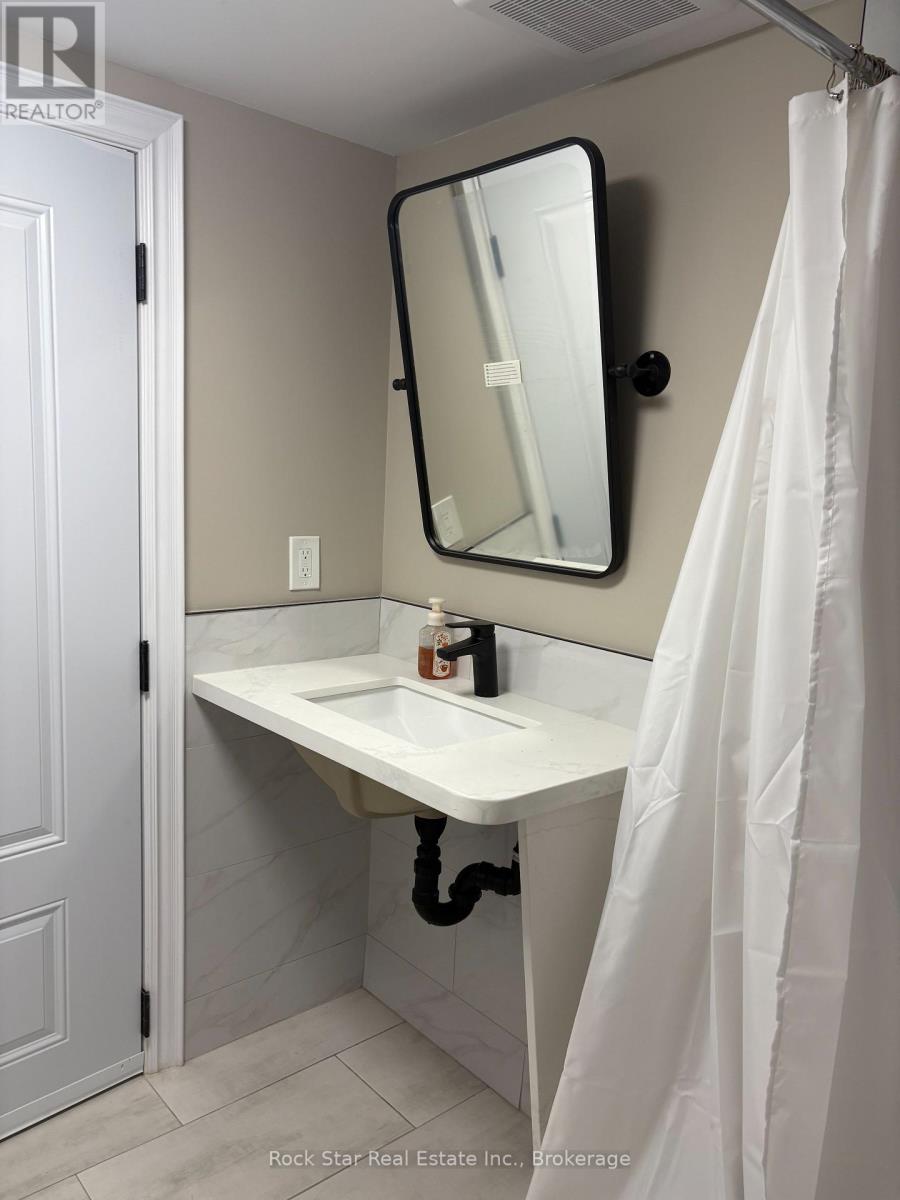 28 Dale Avenue, Hamilton, Ontario  L8G 3L9 - Photo 27 - X12610776