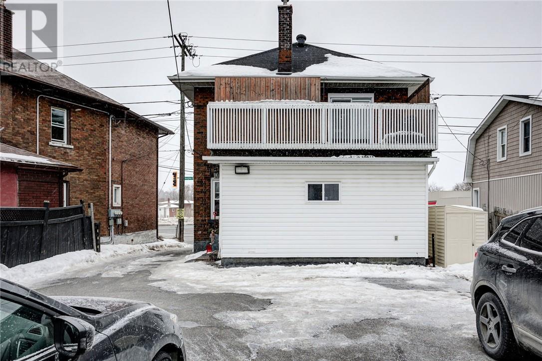 274 Douglas Street, Sudbury, Ontario  P3C 1G9 - Photo 2 - 2124786