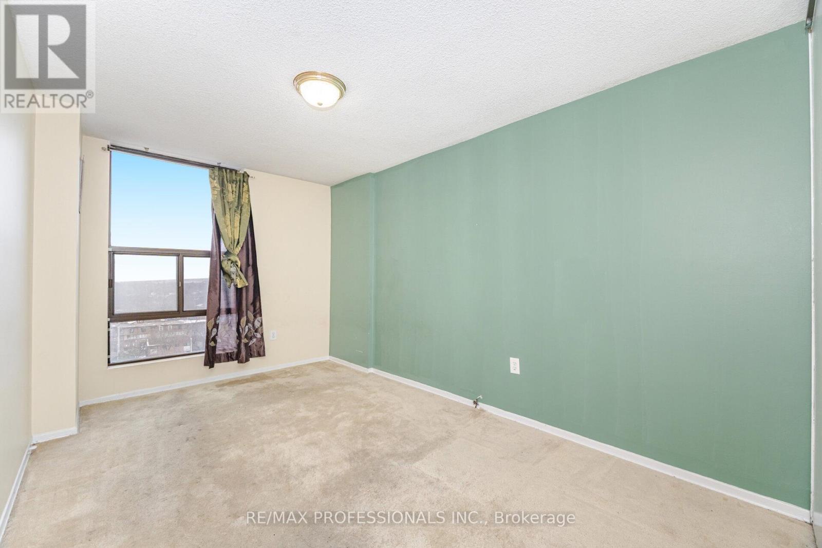 1109 - 4 Kings Cross Road, Brampton (Queen Street Corridor), Ontario  L6T 3X8 - Photo 21 - W12610584