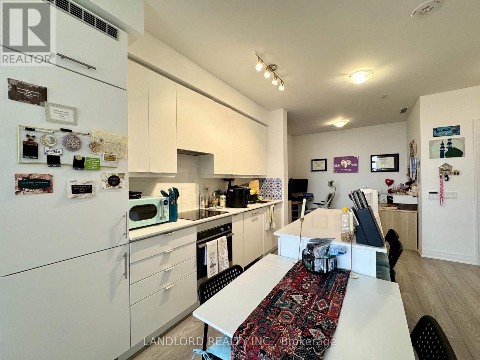 502 - 36 ELM DRIVE W, Mississauga, Ontario