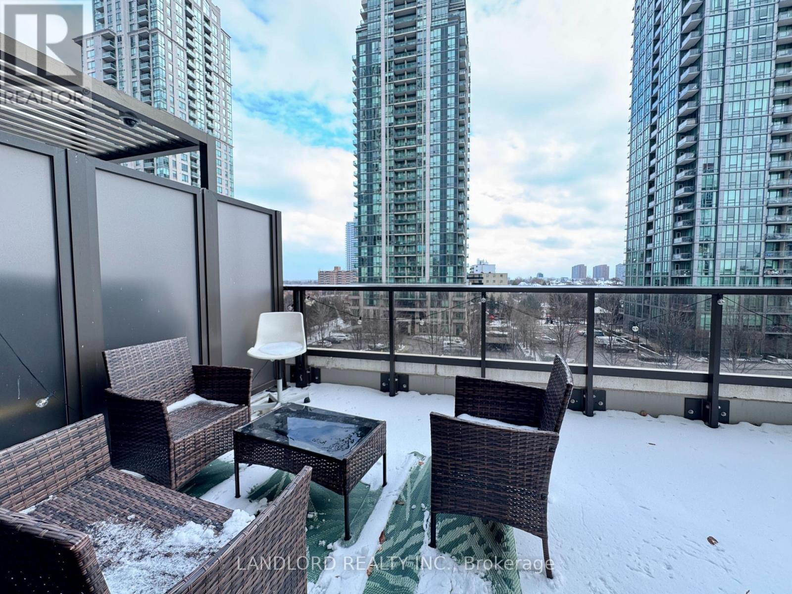 502 - 36 Elm Drive W, Mississauga, Ontario  L5B 0N3 - Photo 11 - W12610626