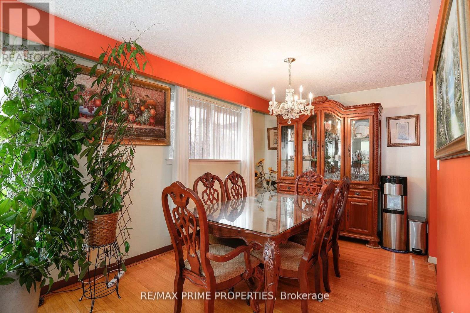 81 Silverstone Drive, Toronto, Ontario  M9V 3G4 - Photo 15 - W12610656