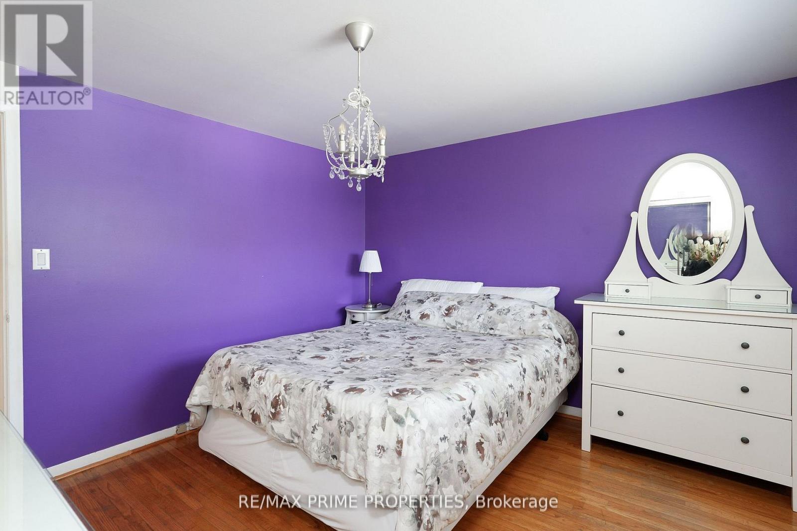 81 Silverstone Drive, Toronto, Ontario  M9V 3G4 - Photo 30 - W12610656