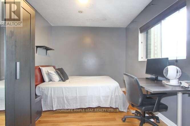 7-13 - 13 Lotherton Pathway, Toronto, Ontario  M6B 2G6 - Photo 22 - W12610662