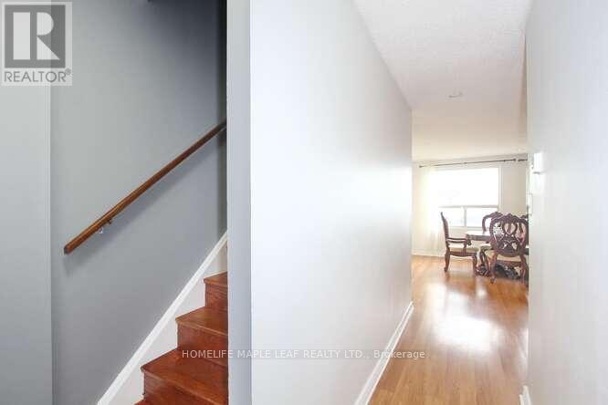 7-13 - 13 Lotherton Pathway, Toronto, Ontario  M6B 2G6 - Photo 23 - W12610662