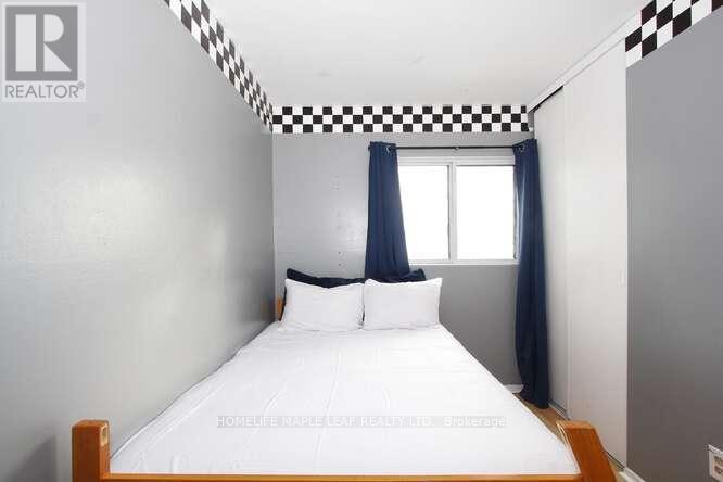 7-13 - 13 Lotherton Pathway, Toronto, Ontario  M6B 2G6 - Photo 26 - W12610662