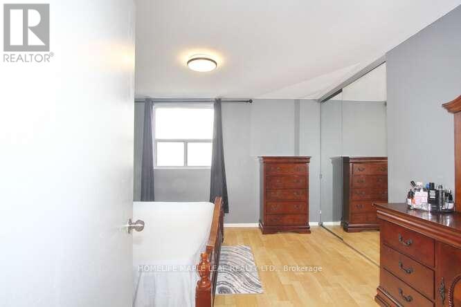 7-13 - 13 Lotherton Pathway, Toronto, Ontario  M6B 2G6 - Photo 29 - W12610662